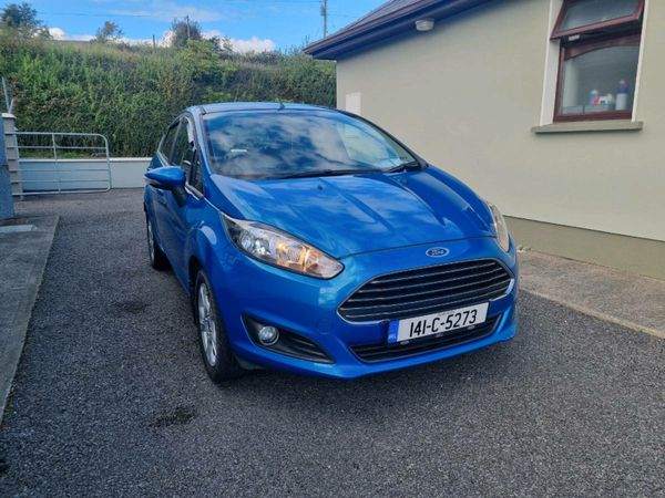 Ford Fiesta Hatchback, Petrol, 2014, Blue