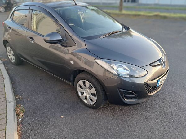 Mazda Demio MPV, Petrol, 2013, Grey