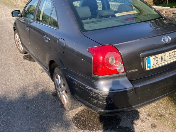Toyota Avensis Saloon, Petrol, 2006, Grey
