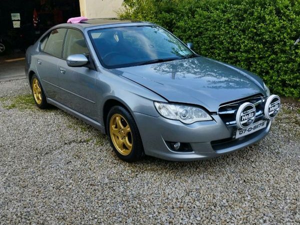 Subaru Legacy Saloon, Petrol, 2007, Grey