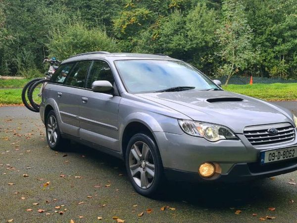 Subaru Outback Estate, Diesel, 2009, Silver