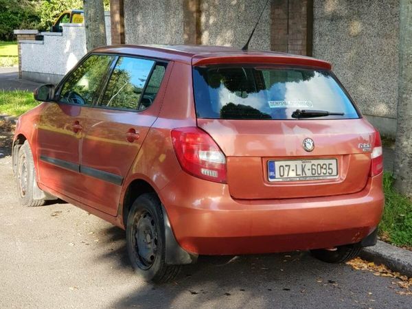 Skoda Fabia Hatchback, Petrol, 2007, Orange
