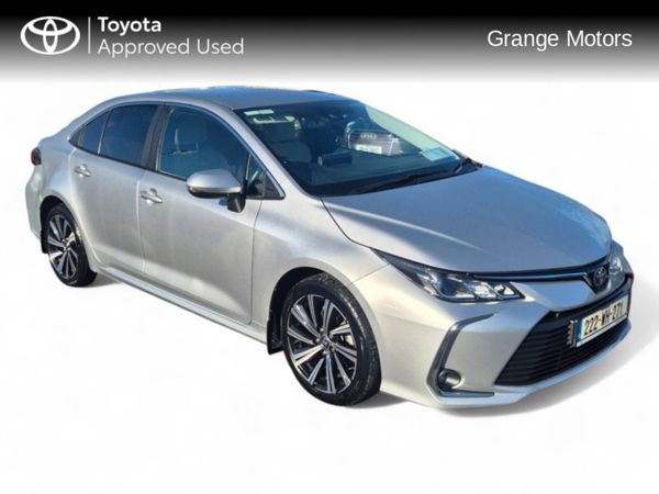Toyota Corolla Saloon, Petrol Hybrid, 2022, Silver