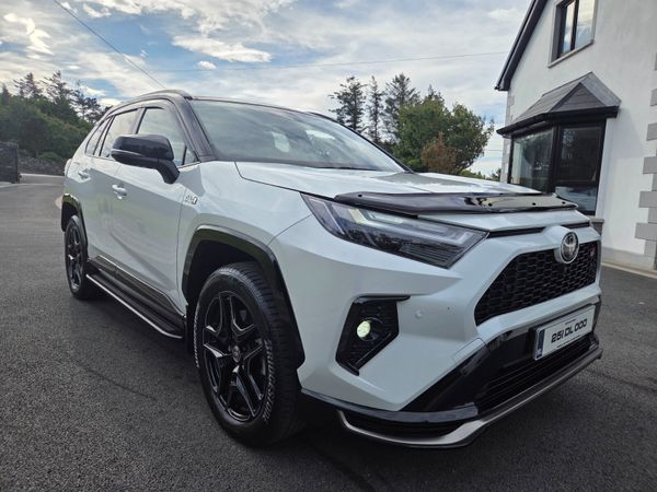 Toyota RAV4 SUV, Petrol Hybrid, 2025, White