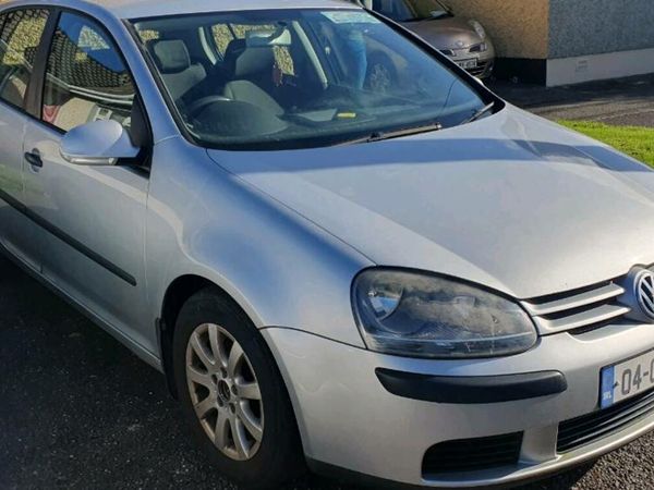 Volkswagen Golf Hatchback, Petrol, 2004, Silver