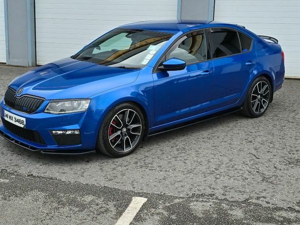 Skoda Octavia Hatchback, Diesel, 2014, Blue