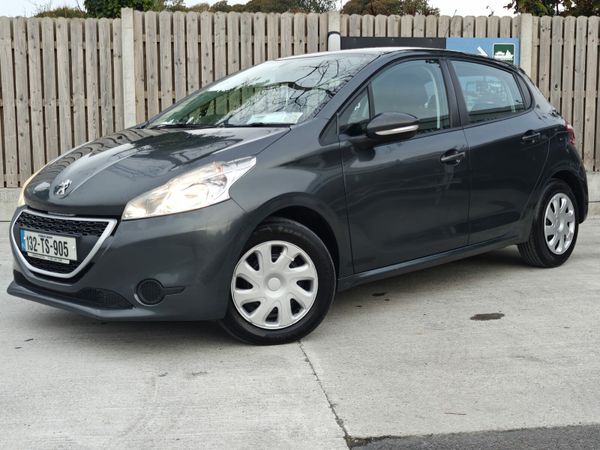 Peugeot 208 Hatchback, Diesel, 2013, Grey