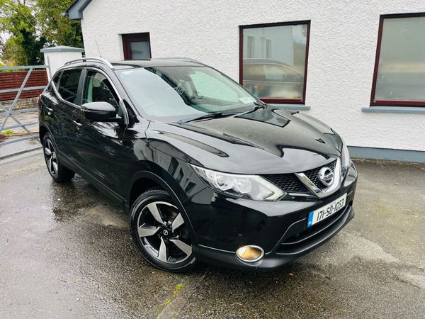 Nissan Qashqai SUV, Diesel, 2017, Black