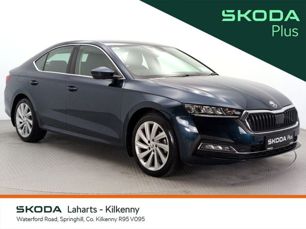 Skoda Octavia Saloon, Diesel, 2022, Blue