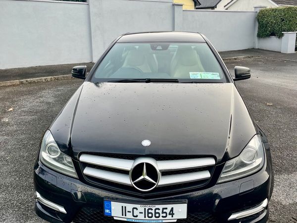 Mercedes-Benz C-Class Coupe, Diesel, 2011, Black