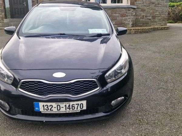 Kia Ceed Hatchback, Diesel, 2013, Black