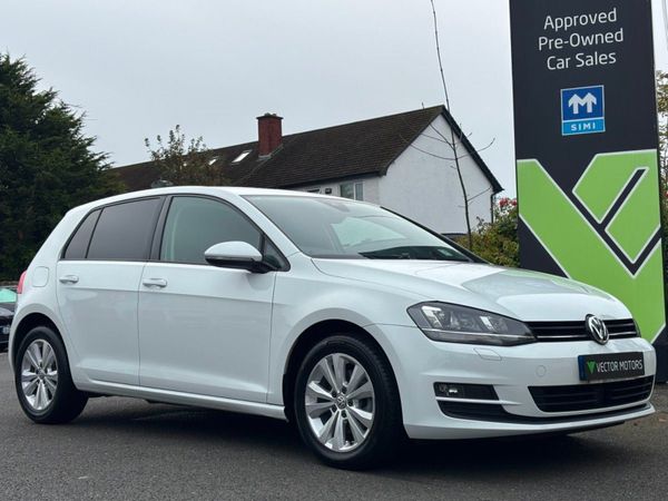 Volkswagen Golf Hatchback, Petrol, 2017, White