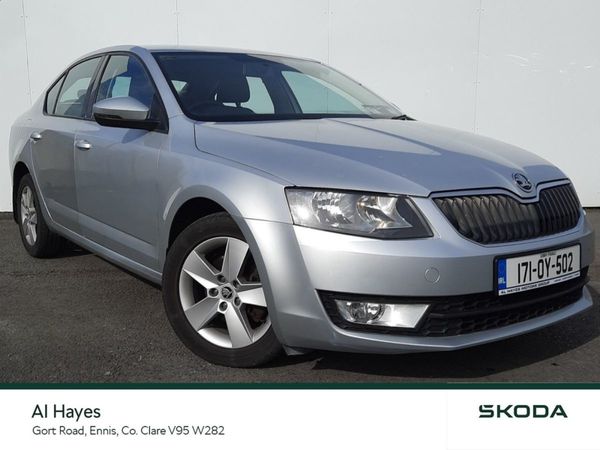 Skoda Octavia Saloon, Petrol, 2017, Silver