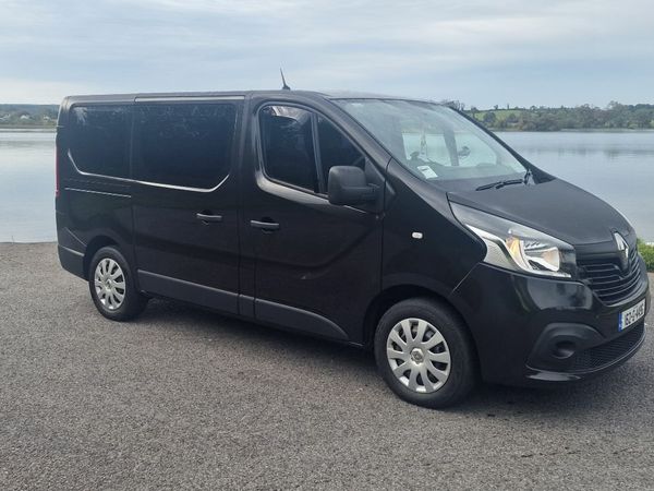 Renault Trafic MPV, Diesel, 2016, Black