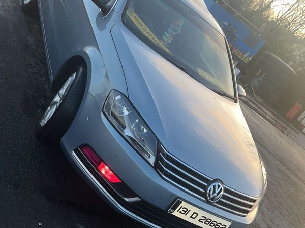 Volkswagen Passat Saloon, Diesel, 2013, Grey