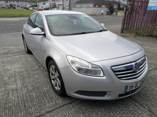 Vauxhall Insignia Hatchback, Diesel, 2009, Silver