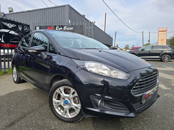 Ford Fiesta Hatchback, Petrol, 2015, Black