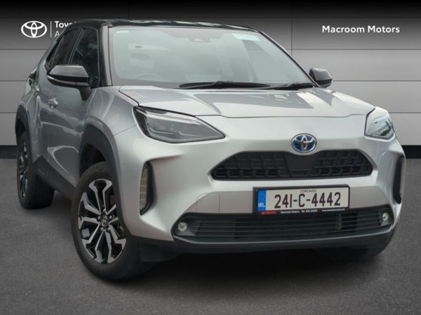 Toyota Yaris Hatchback, Petrol Hybrid, 2024, Grey