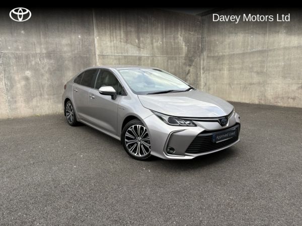Toyota Corolla Saloon, Petrol Hybrid, 2020, Grey