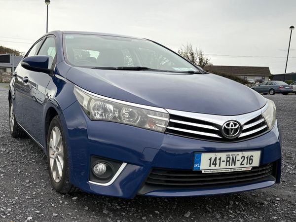 Toyota Corolla Saloon, Diesel, 2014, Blue