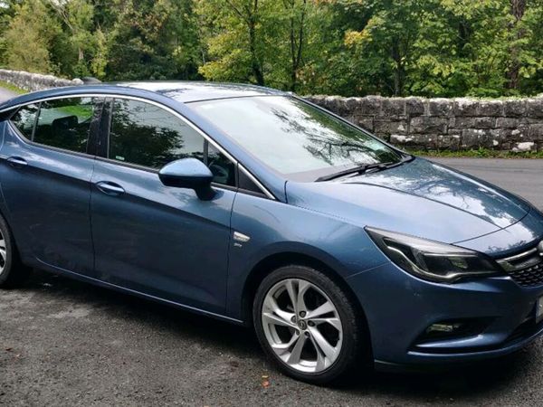 Opel Astra Hatchback, Diesel, 2016, Blue