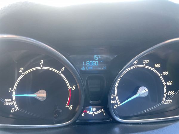 Ford Fiesta Hatchback, Diesel, 2014, Black