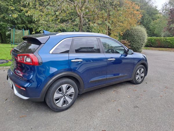 Kia Niro SUV, Petrol Hybrid, 2018, Blue