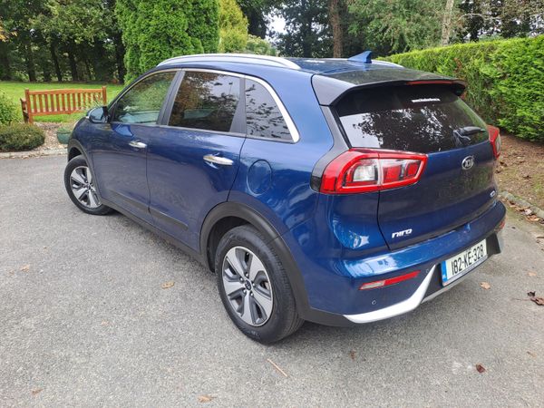 Kia Niro SUV, Petrol Hybrid, 2018, Blue