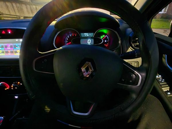 Renault Clio Hatchback, Petrol, 2017, Grey