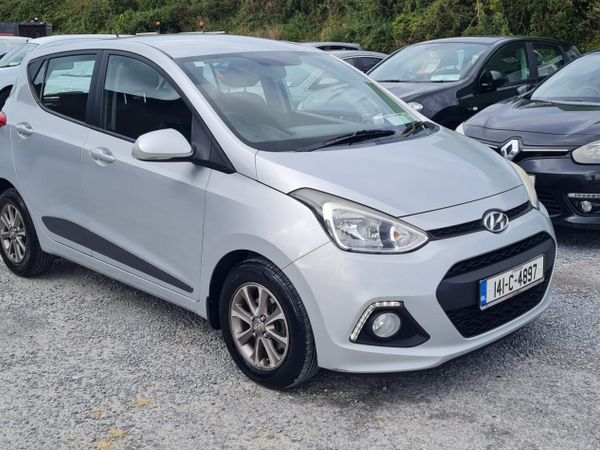 Hyundai i10 Hatchback, Petrol, 2014, Silver