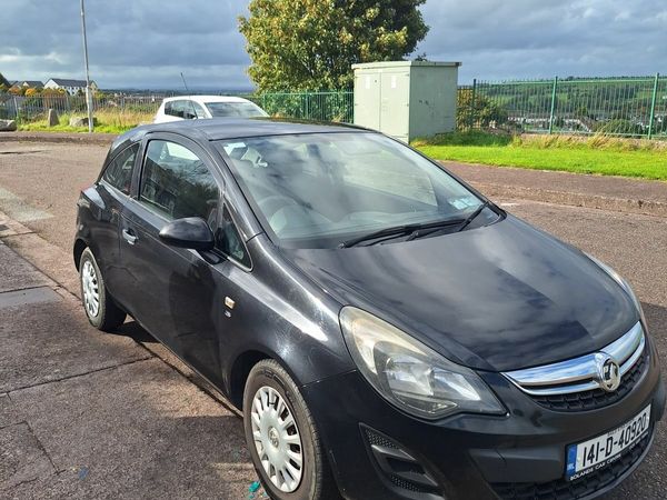 Vauxhall Corsa Hatchback, Petrol, 2014, Black