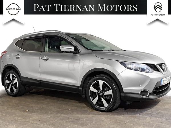 Nissan Qashqai SUV, Petrol, 2017, Grey