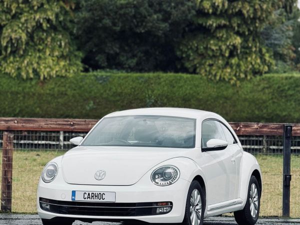 Volkswagen Beetle Hatchback, Petrol, 2014, White