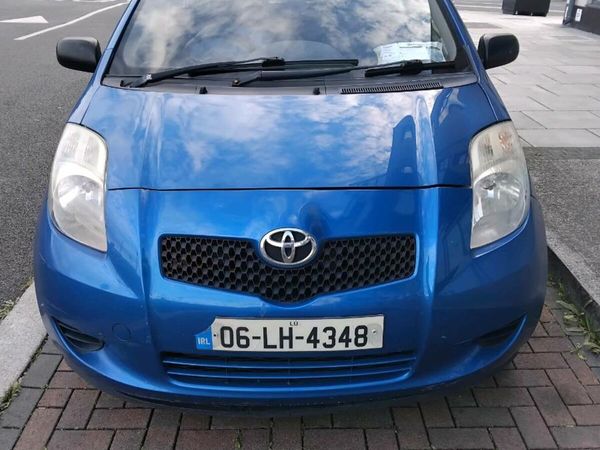 Toyota Yaris Hatchback, Petrol, 2006, Blue