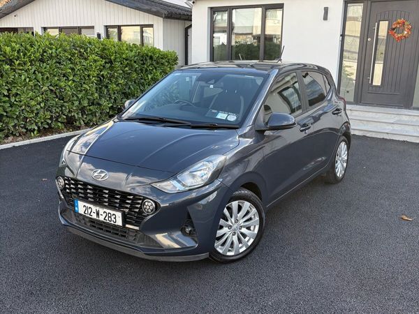 Hyundai i10 Hatchback, Petrol, 2021, Grey