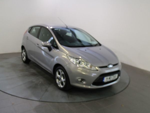 Ford Fiesta Hatchback, Diesel, 2011, Grey