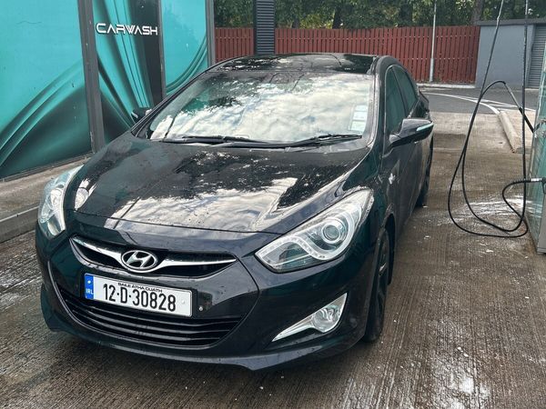 Hyundai i40 Saloon, Diesel, 2012, Black