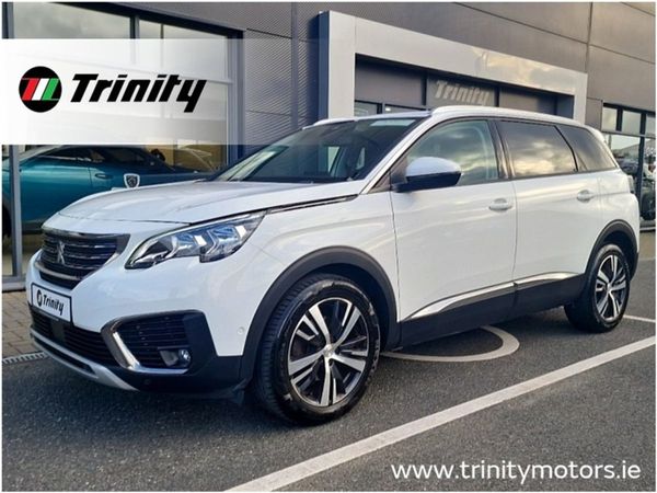 Peugeot 5008 SUV, Petrol, 2020, White
