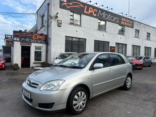 Toyota Corolla Hatchback, Petrol, 2006, Silver