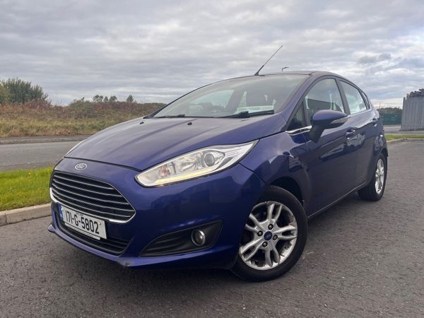 Ford Fiesta Hatchback, Petrol, 2017, Blue