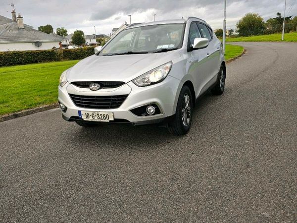 Hyundai ix35 SUV, Diesel, 2010, Silver