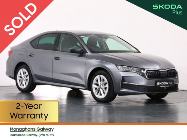 Skoda Octavia Hatchback, Diesel, 2025, Grey