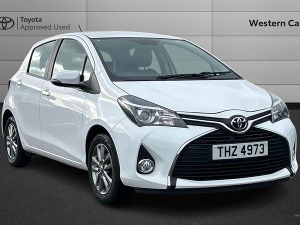Toyota Yaris , Petrol, 2015, White