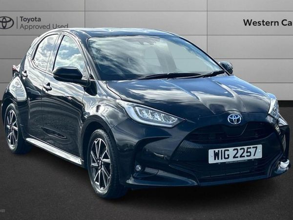 Toyota Yaris , Petrol Hybrid, 2022, Black