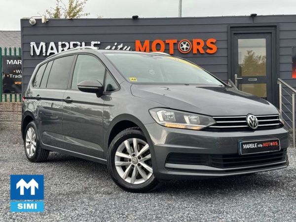 Volkswagen Touran MPV, Diesel, 2019, Grey