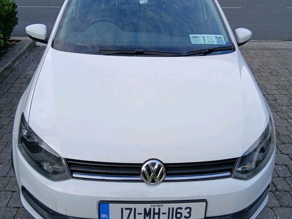 Volkswagen Polo Hatchback, Petrol, 2017, White