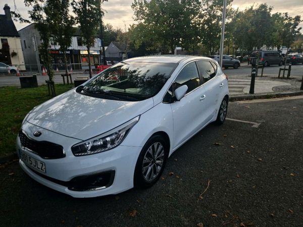 Kia Ceed Hatchback, Diesel, 2016, White