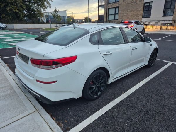 Kia Optima Saloon, Diesel, 2019, White