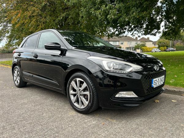 Hyundai i20 Hatchback, Petrol, 2015, Black