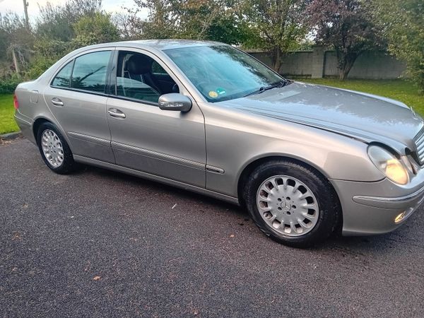 Mercedes-Benz E-Class Saloon, Petrol, 2003, Silver